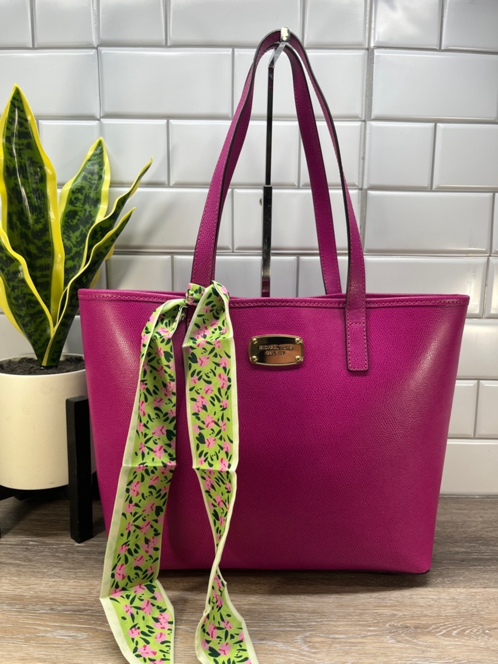 4652 Michael Kors Hot Pink Tote with Decorative Scarf 260104652